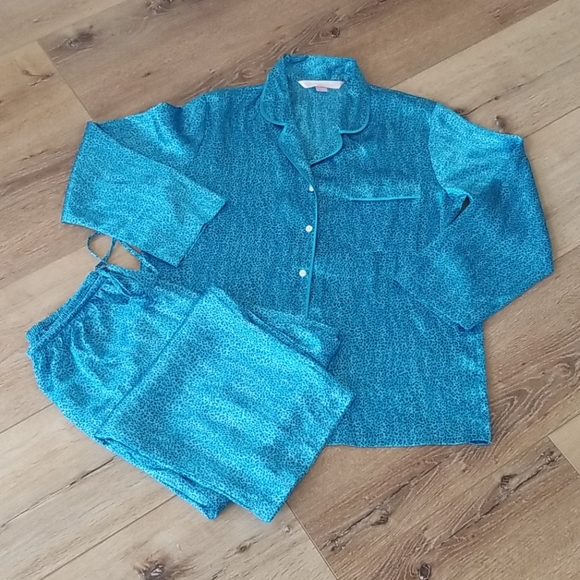 Victoria's Secret Other - NWOT M Victoria's Secret pj set